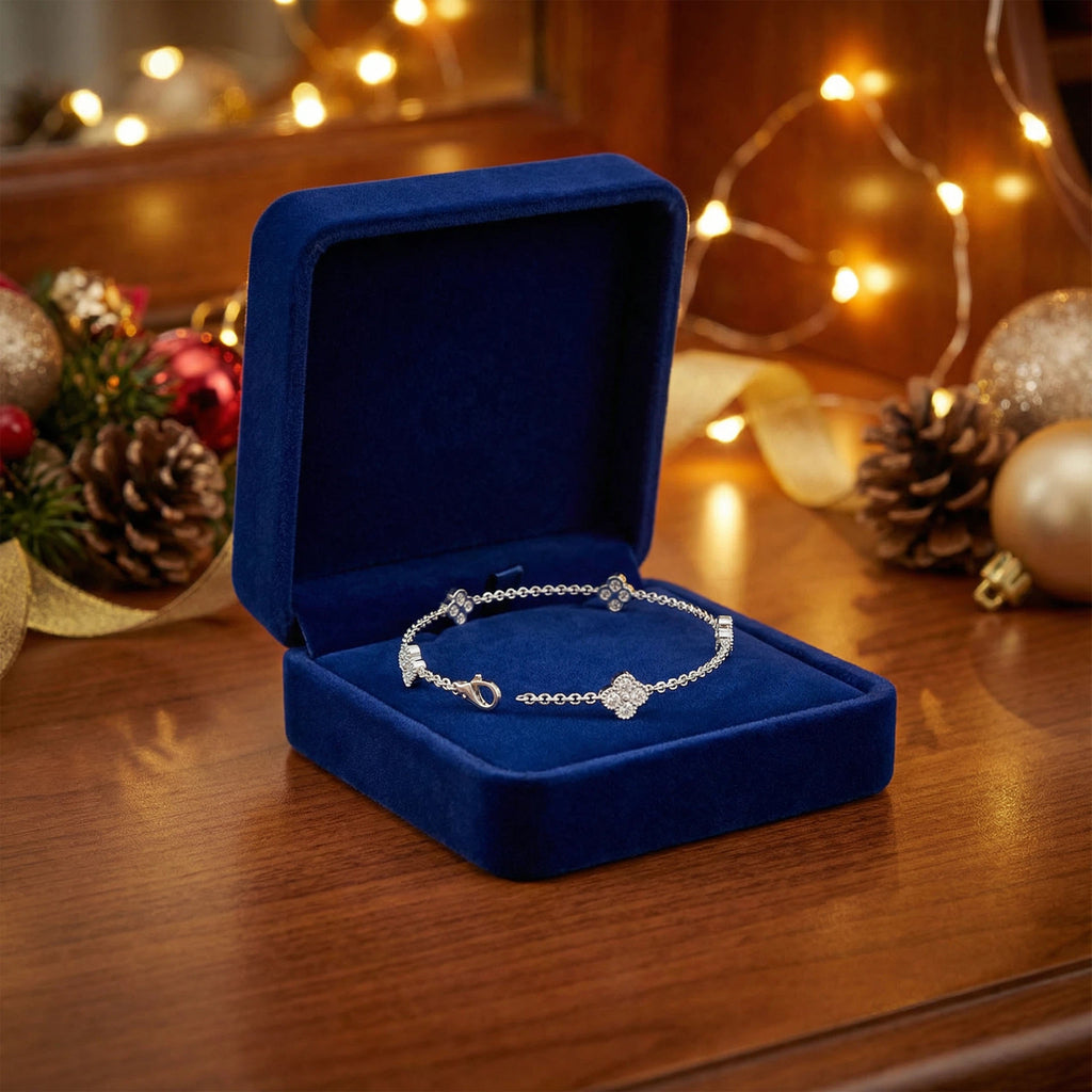ELVORIQUE Four-Leaf Clover Moissanite Bracelet in 925 Sterling Silver
