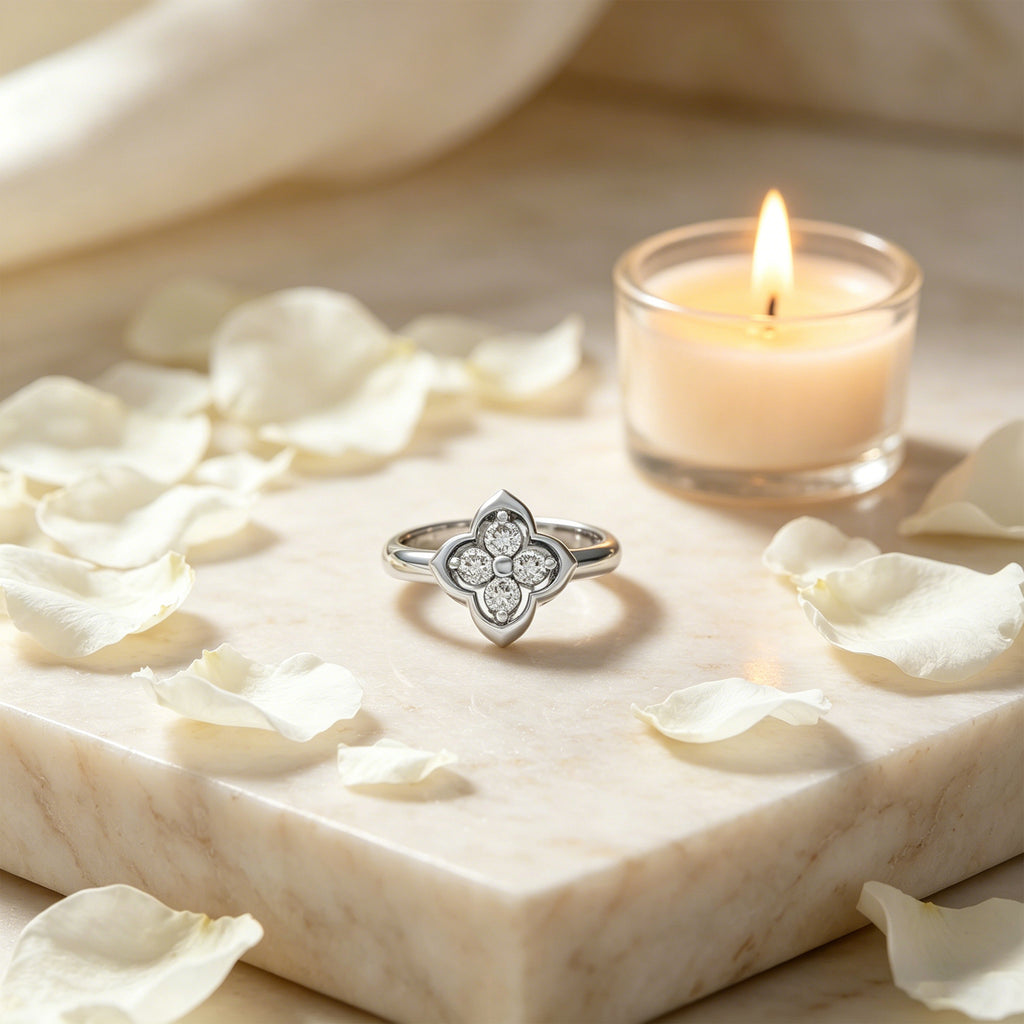 Serene Bleoom Clover Moissanite Ring