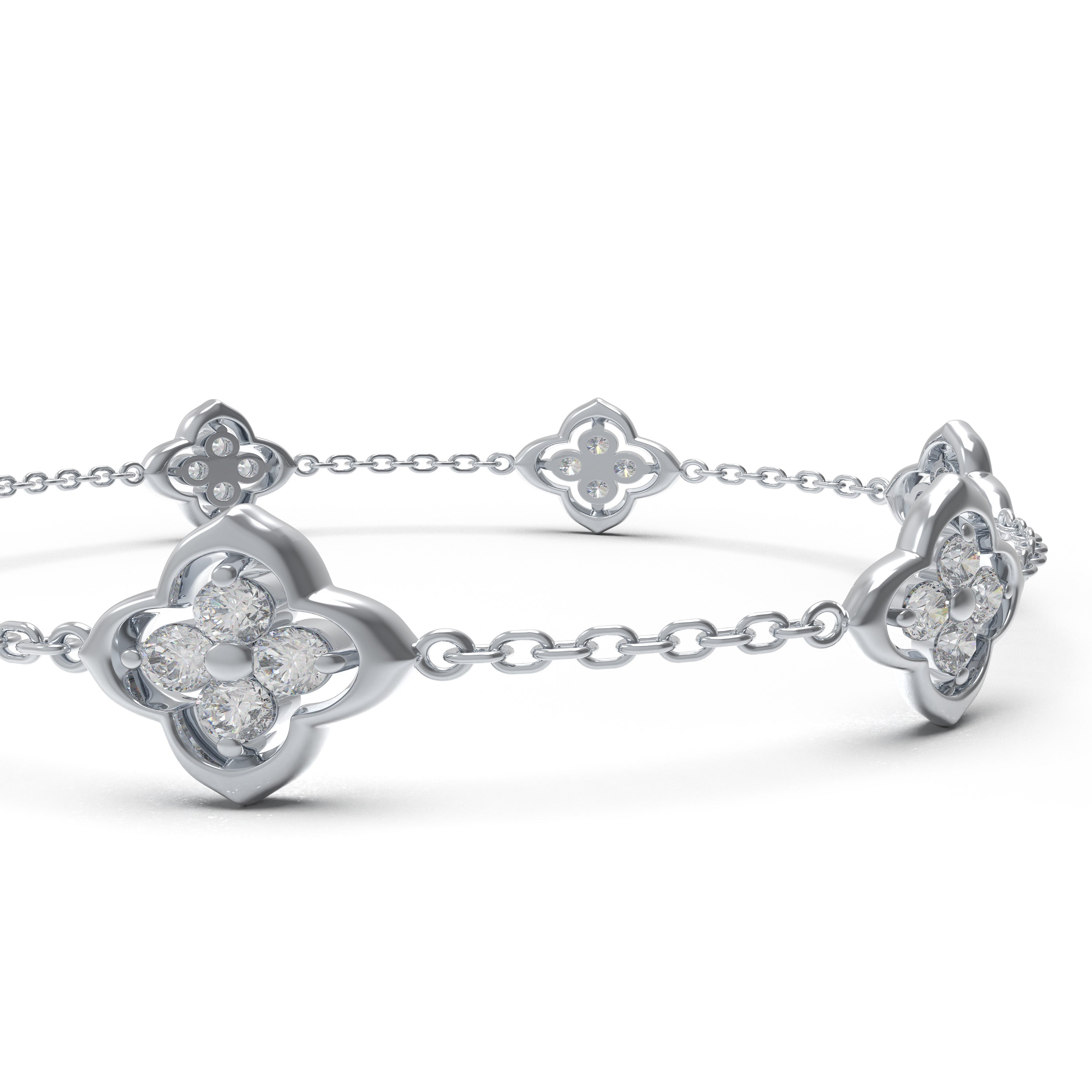 ELVORIQUE Five-Station Four-Leaf Clover Moissanite Bracelet