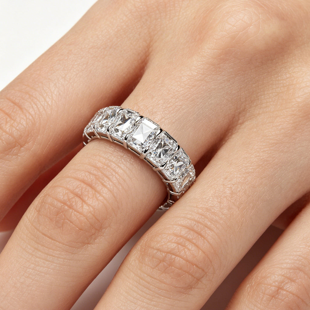 ELVORIQUE 3.60 CTW Cushion-Cut Lab-Grown Diamond Full Eternity Band