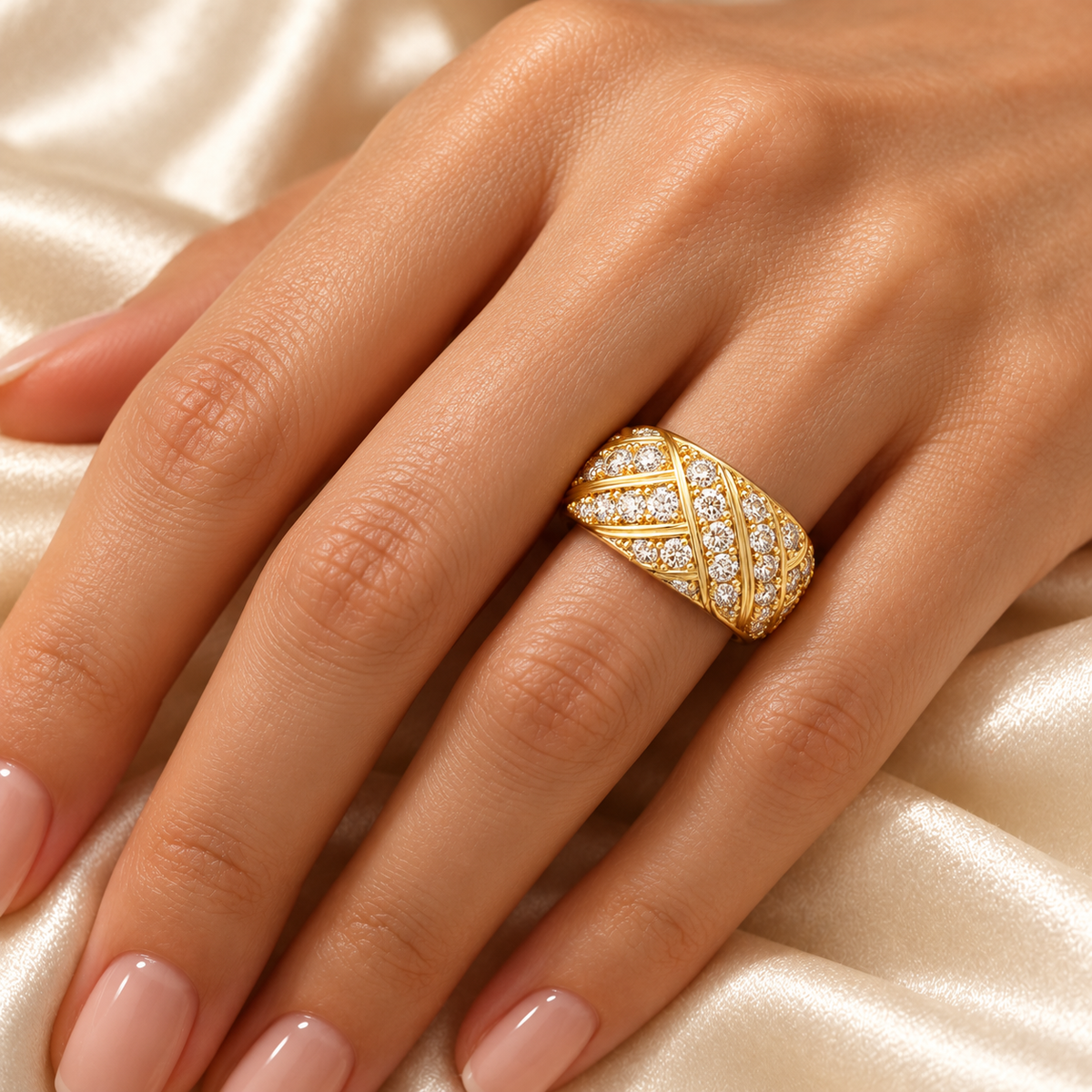 42-Stone Multi-Row Round Brilliant Lab-Grown Diamond Ring in Yellow Gold, 1.00 CTW | ELVORIQUE
