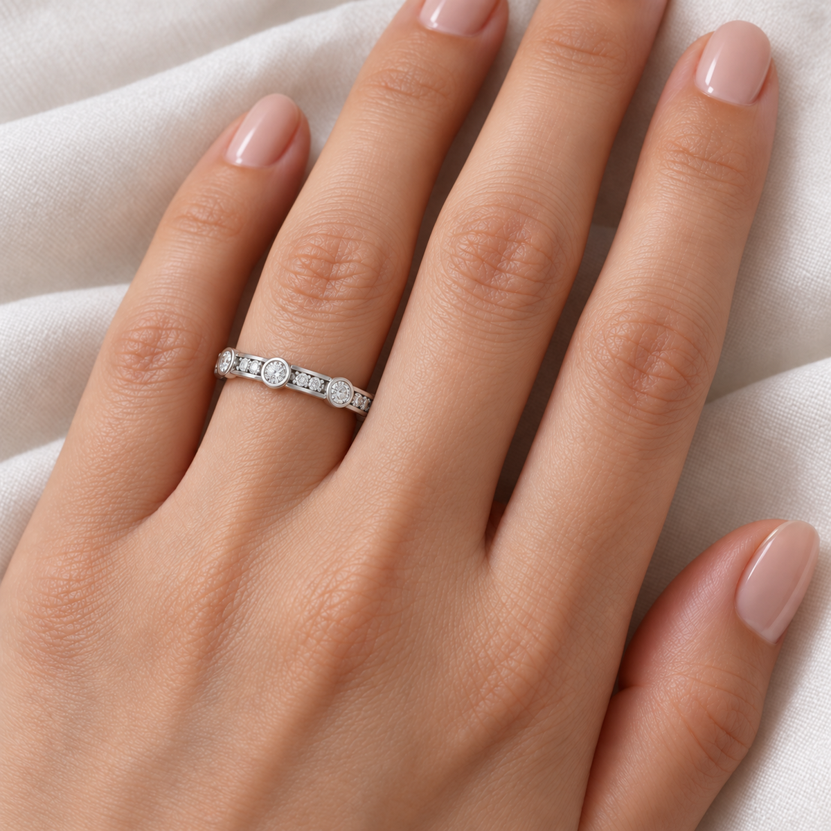 ELVORIQUE Eternal Orbit 0.50 CTW Lab-Grown Diamond Eternity Ring