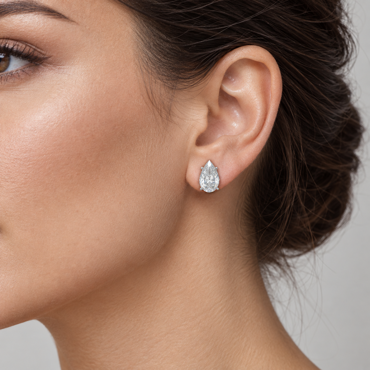 Dewlight Pear-Cut Lab-Grown Diamond Stud Earrings
