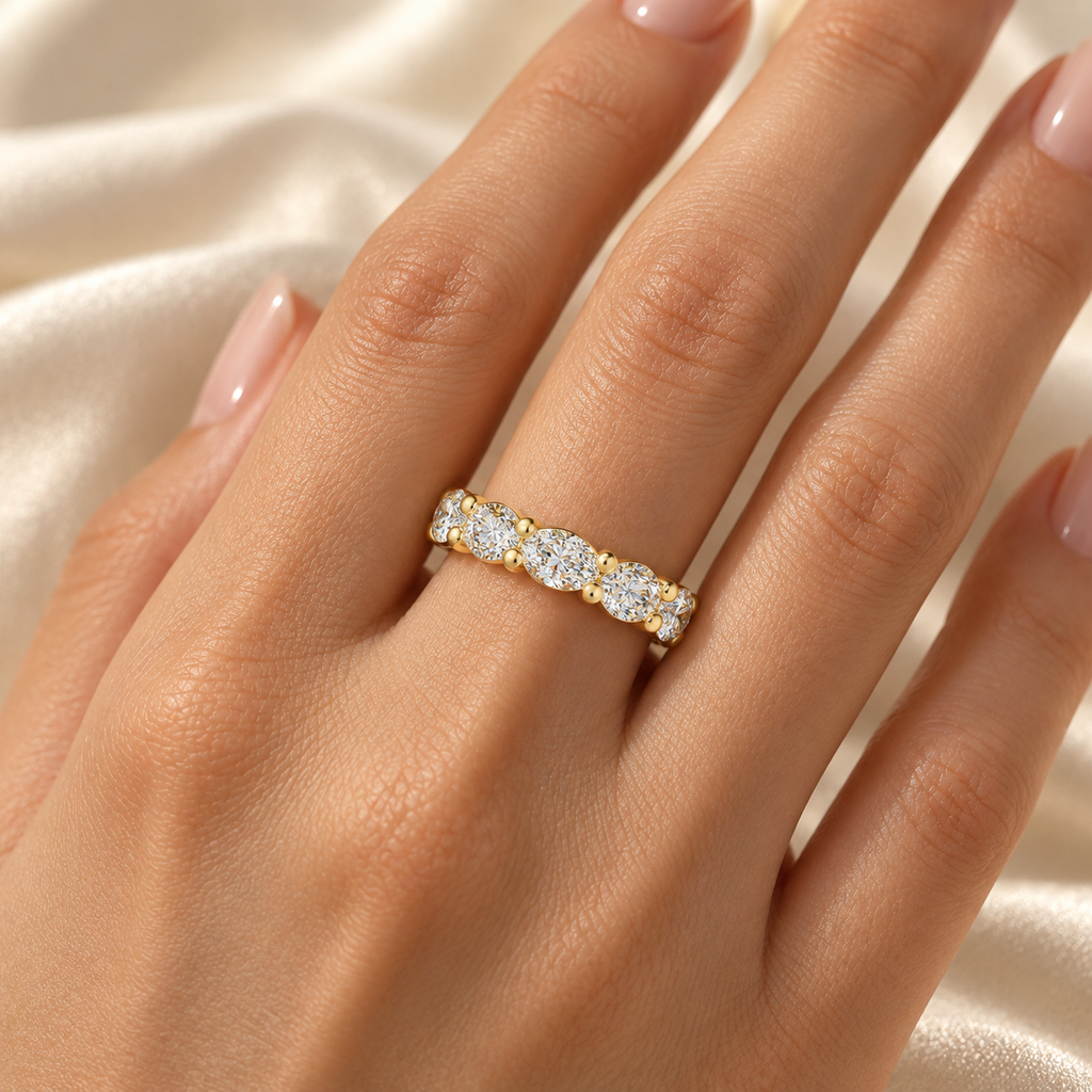 ELVORIQUE Oval & Round Lab-Grown Diamond Eternity Band in Yellow Gold